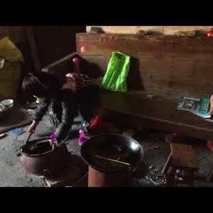 Mo Hui Quan 8 yrs old starts a stove fire to